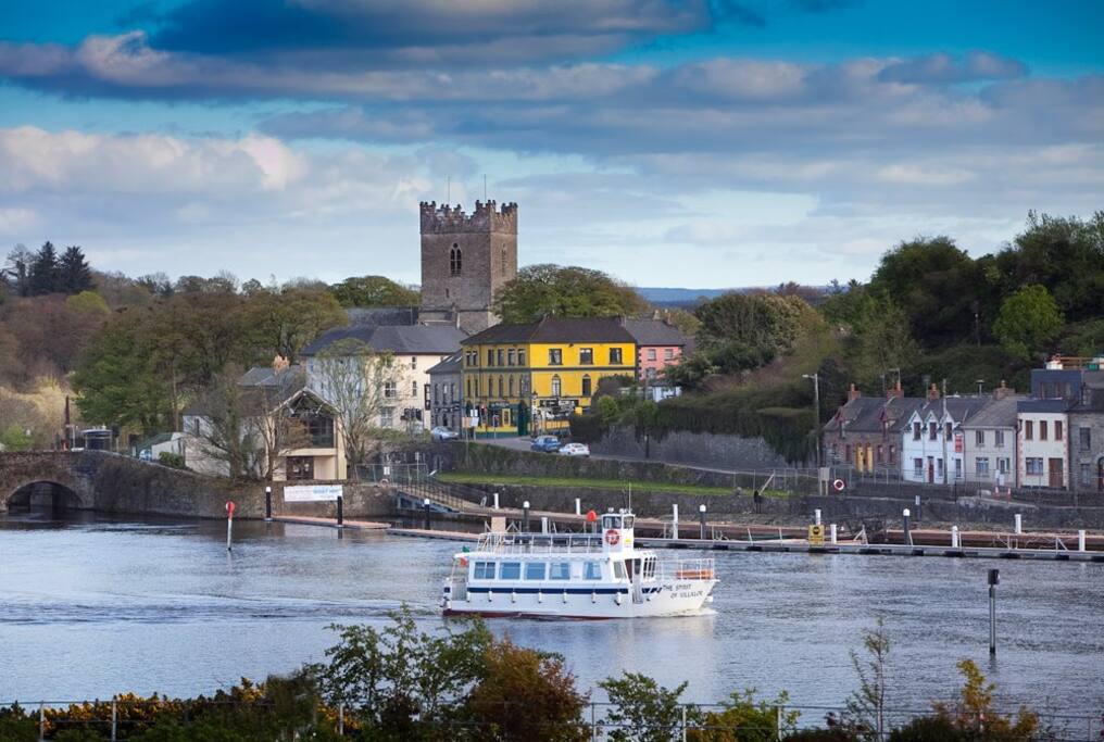 Cloghaneena (in ruins) — Ballina