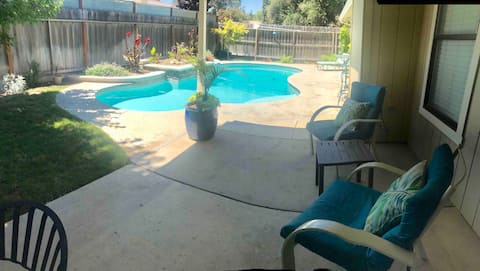 The COZY SPOT - Oakdale!