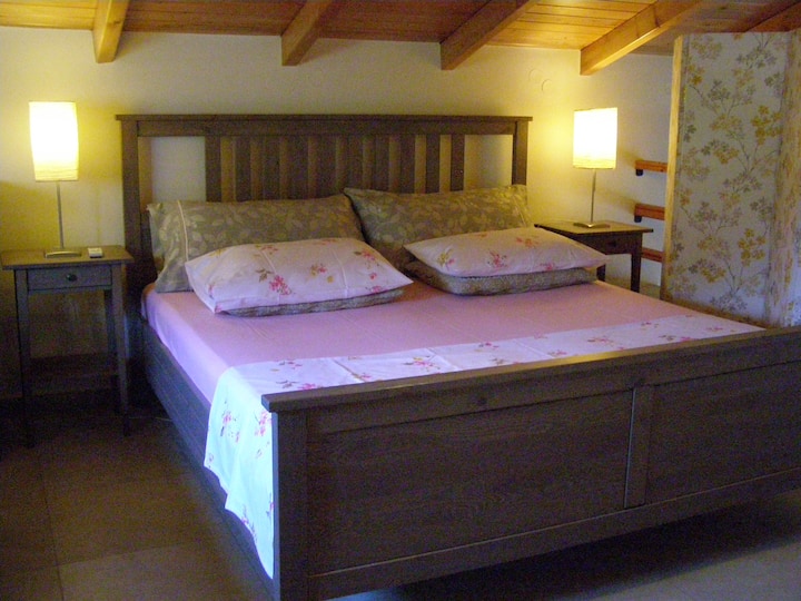 საძინებლის ლოფტი