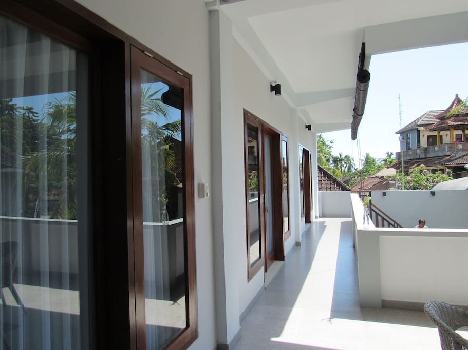 There are 4 bedrooms whereof 3 at the first floor. The 4th bedroom is located at the ground floor