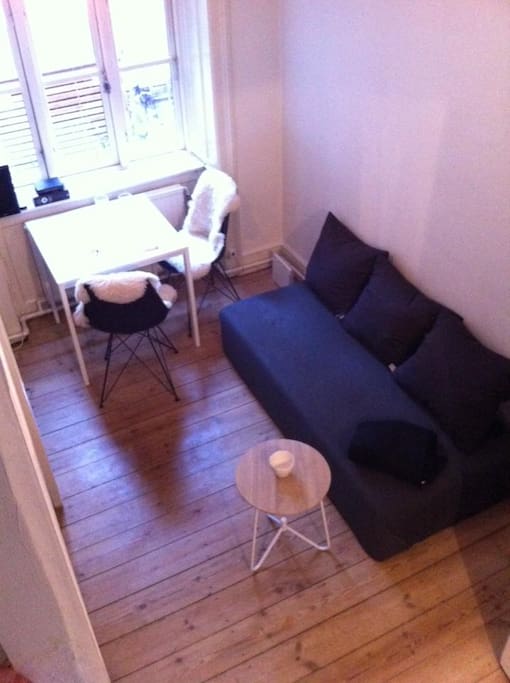 Bed for 1 person.