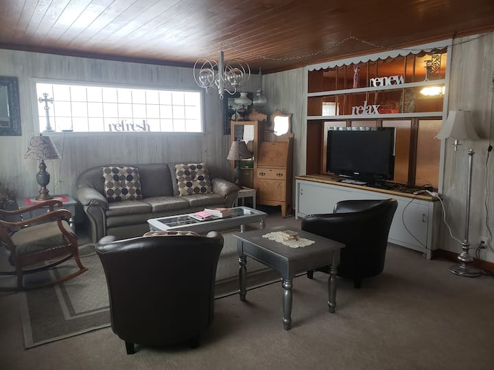 Ishpeming Vacation Rentals & Homes Michigan, United States Airbnb