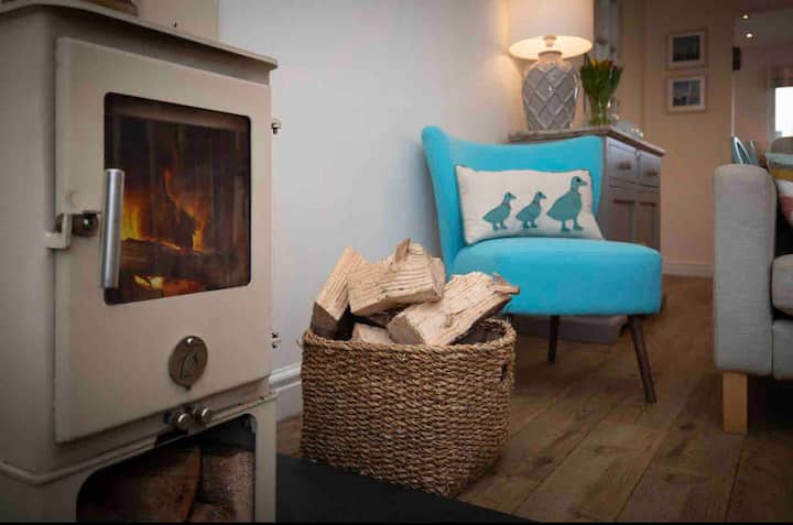 Crab Cottage - Coastal Escape, Walk To Beach - Morfa Nefyn