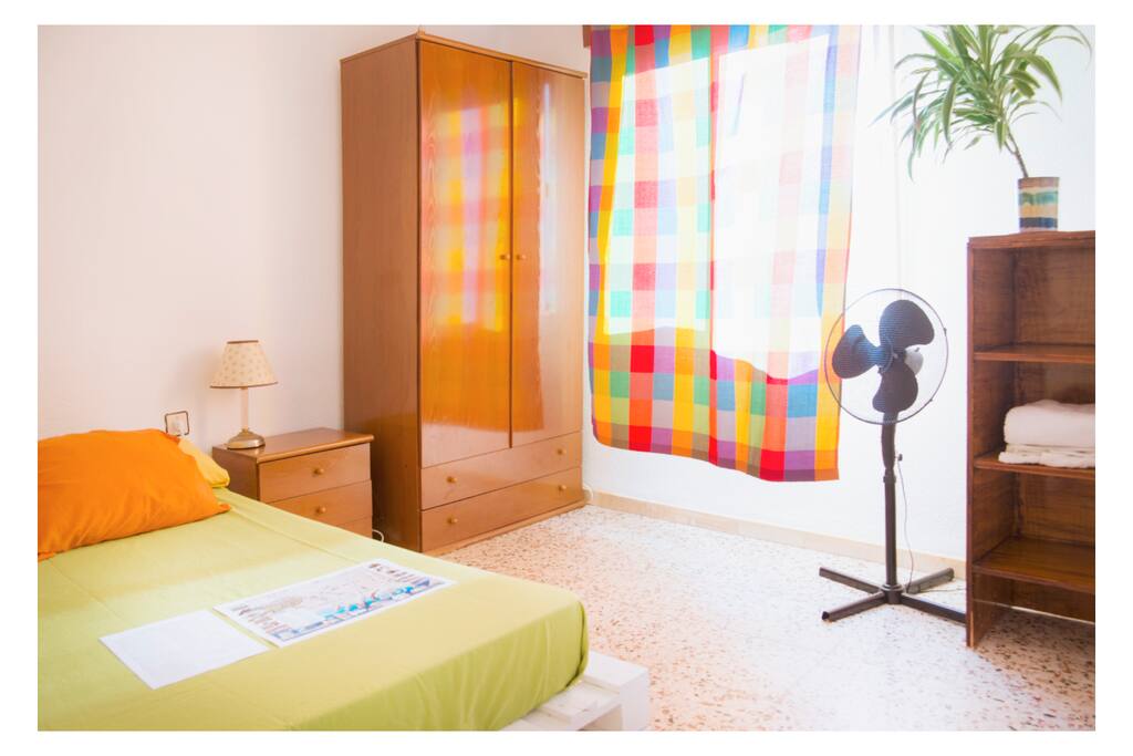 HABITACION
BEDROOM