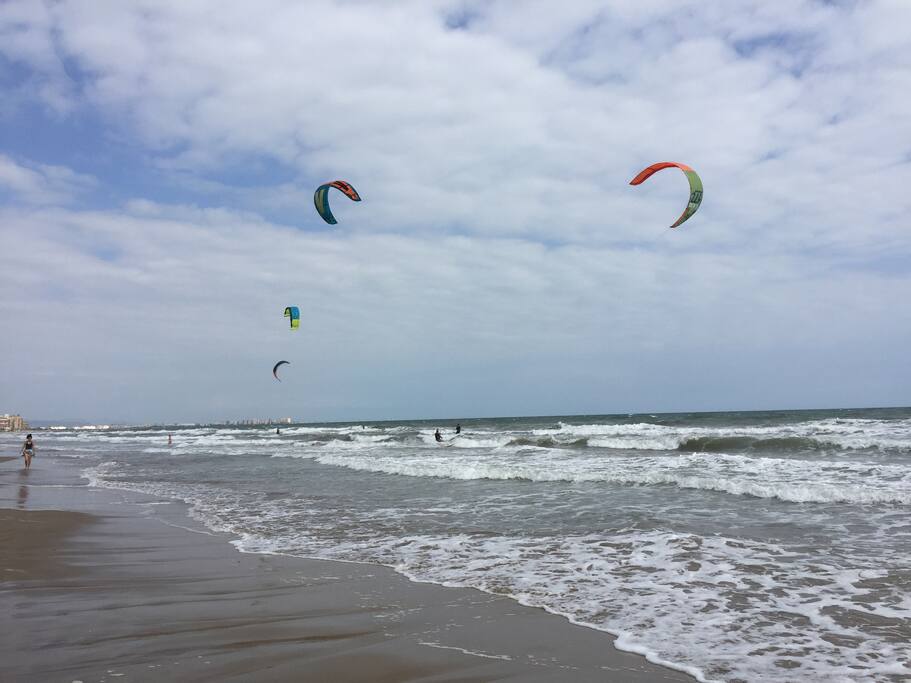 Valencia Beach - Malvarrosa