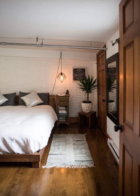 King Bed - ultra comfy