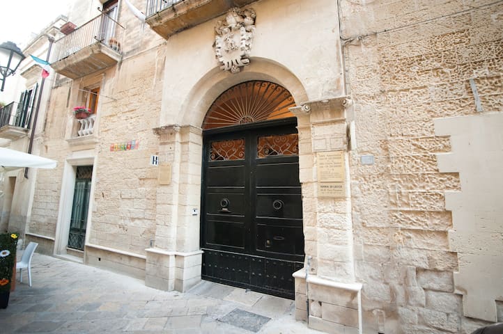 In un Palazzo storico del XVI secolo intero b&b