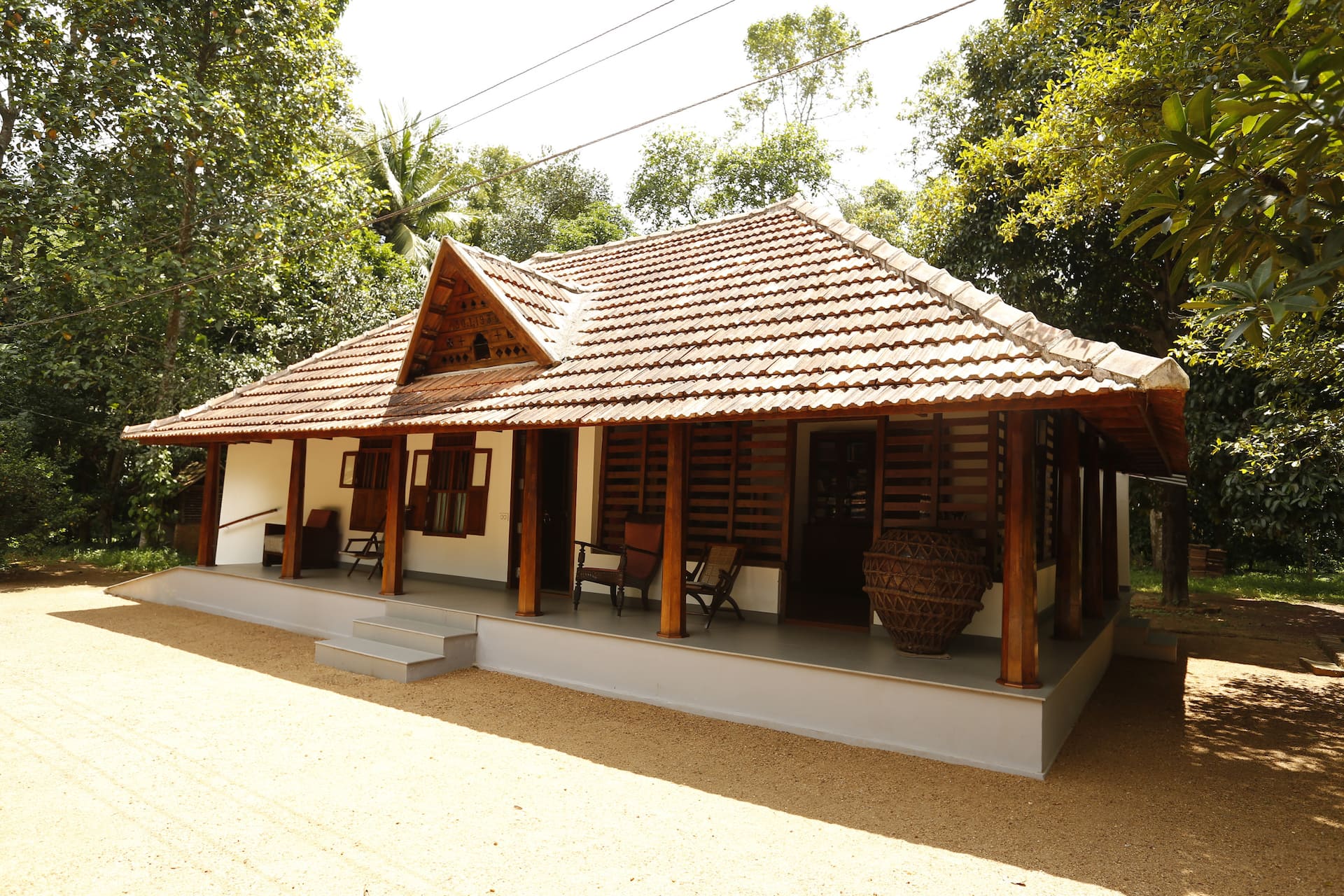 Aymanam Riverside Homestay