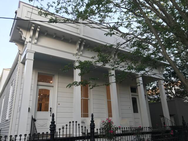 Fresh Garden District Restoration gallery image 2