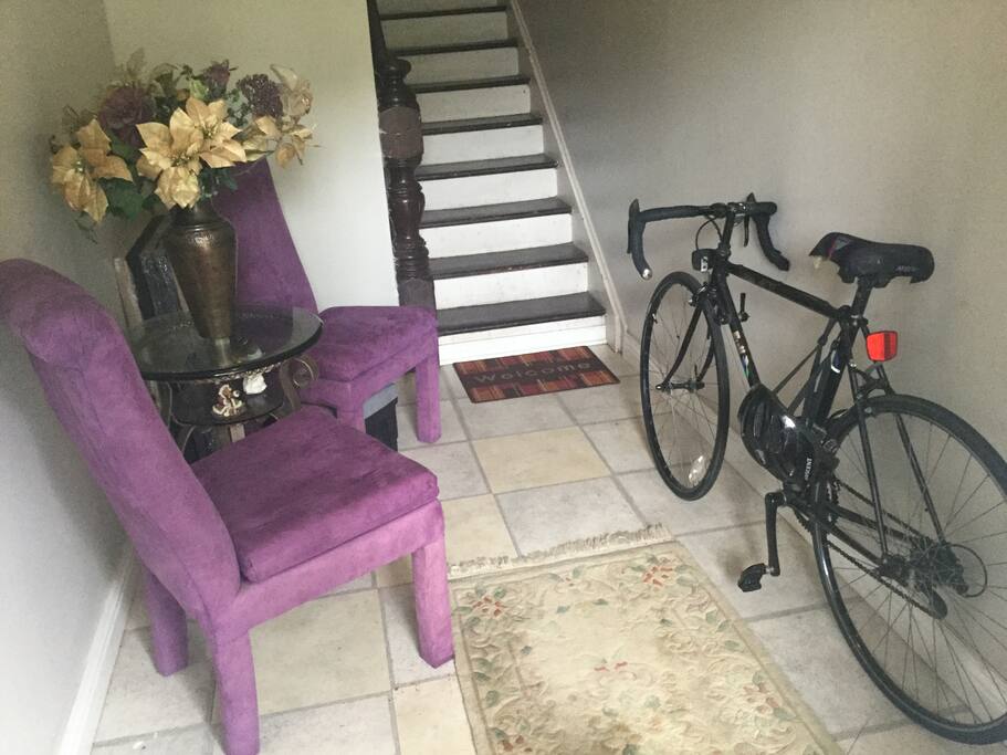 Foyer to sit before heading upstairs and bike for your use