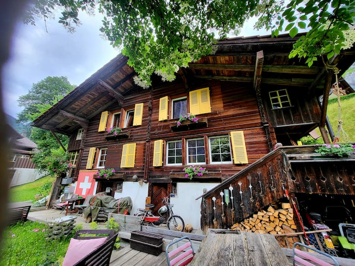 Panoramablick Wasserfälle
Gemütliche Unterkunft - Lauterbrunnen