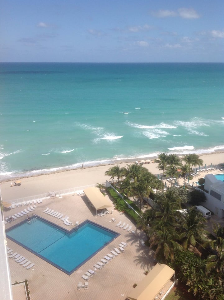Oceanfront 1 Bedroom 2 Bath Penthouse