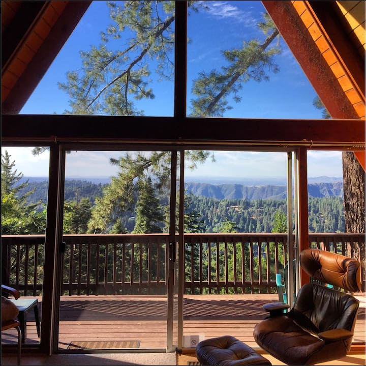 Heritage Crestline AFrame Cabin in the Sky Houses for Rent in