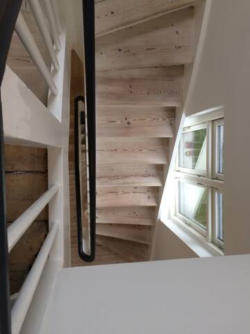 Town House with fire place and lots of “hygge” gallery image 5