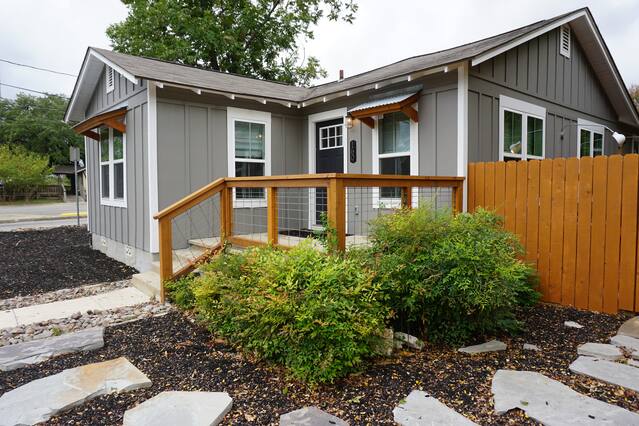 Holiday Homes Apartment Rentals Airbnb