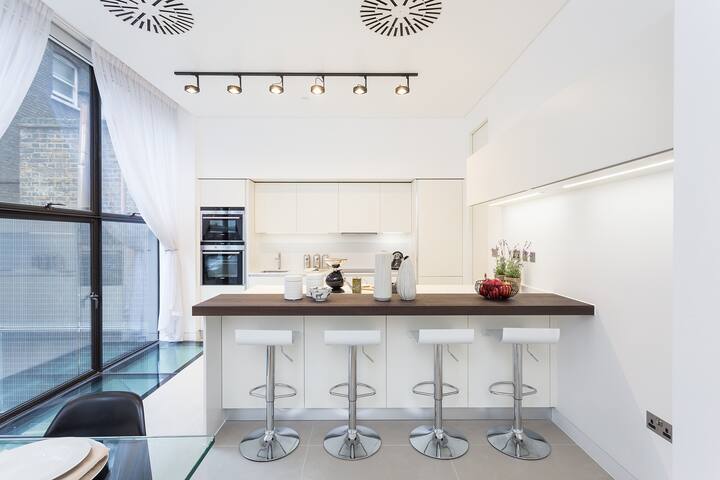 Luxury 3BR Family Retreat in Marylebone gallery image 4