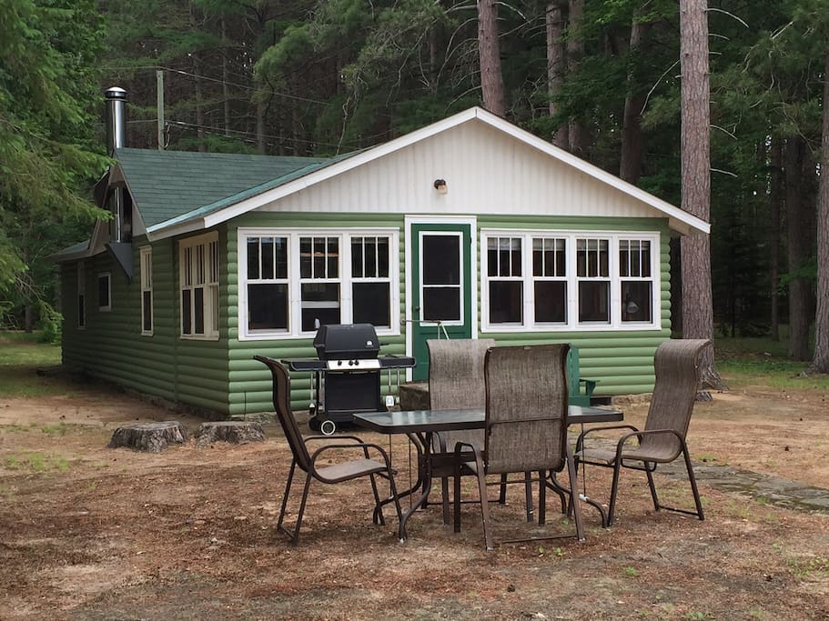BBQ and have your dinner lakeside.