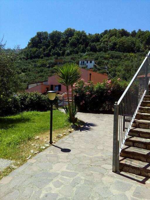 come si presenta la casa usciti dall'ascensore