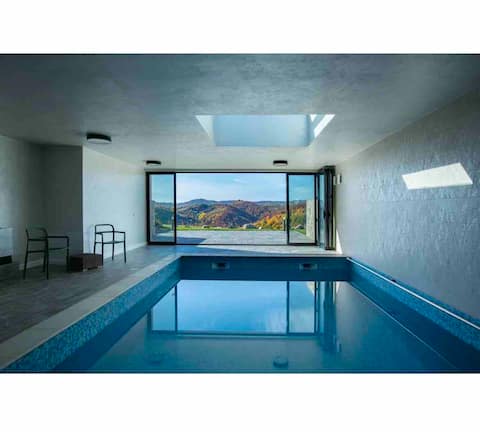 Valley View and Pool Breaza