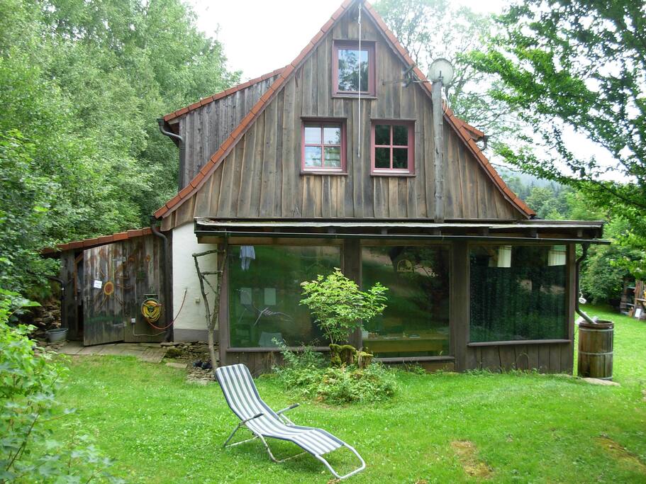 Wintergarten mit angebauter Dusch-und Waschanlage