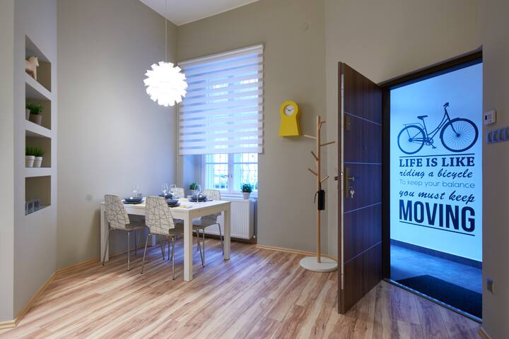 PETIT ASTORIA - the design studio - Wohnungen zur Miete in ...