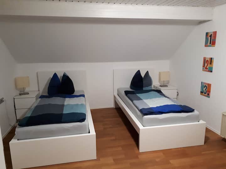 Dhomë gjumi 2