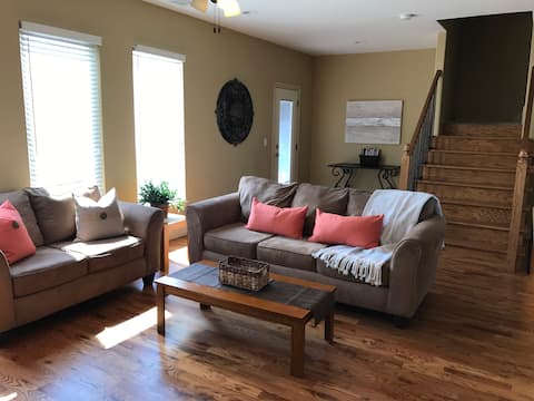 Union Square 2011-3 @ Gramercy Lofts