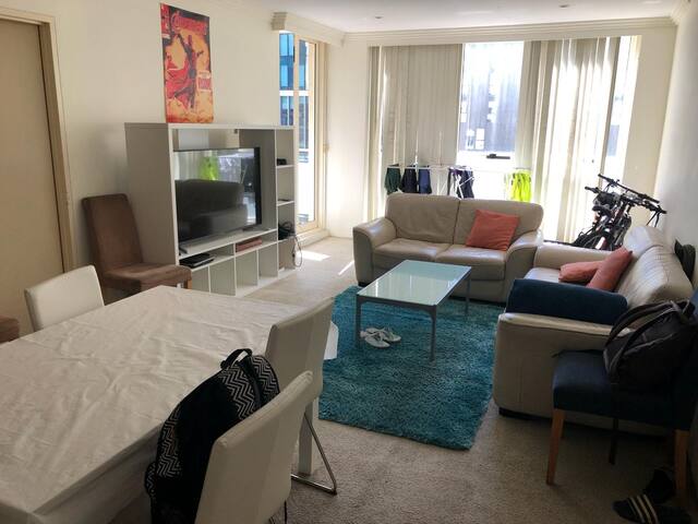 Sydney CDB lodge Quay Street