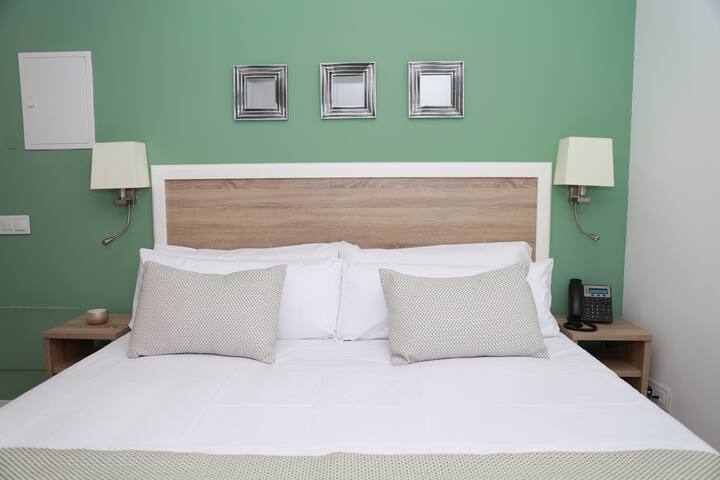 Apartamento de dos dormitorios exterior para 6 p. gallery image 5