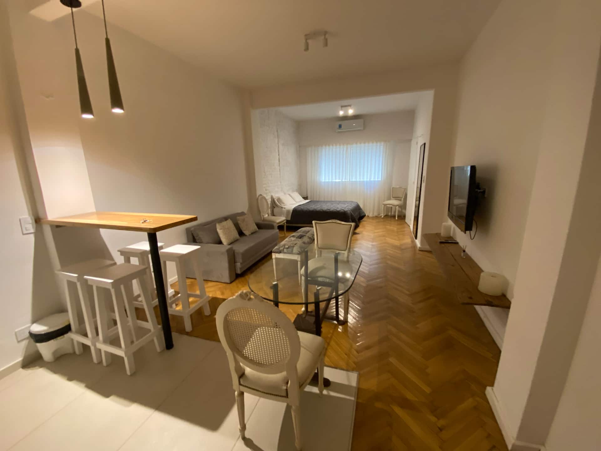 Newly refurbished studio in Recoleta