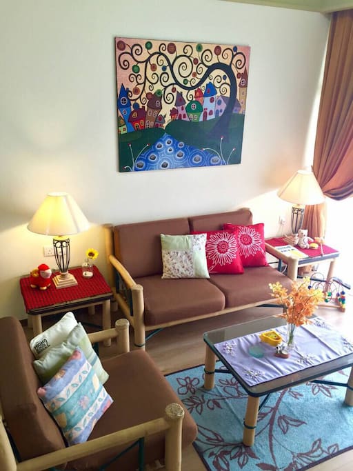 Living area got great conversation or just chilling while digesting all the Melaka food..