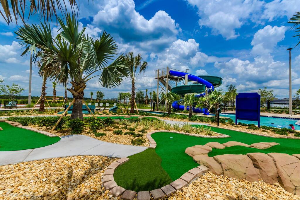 RESORT PUTT PUTT GOLF
