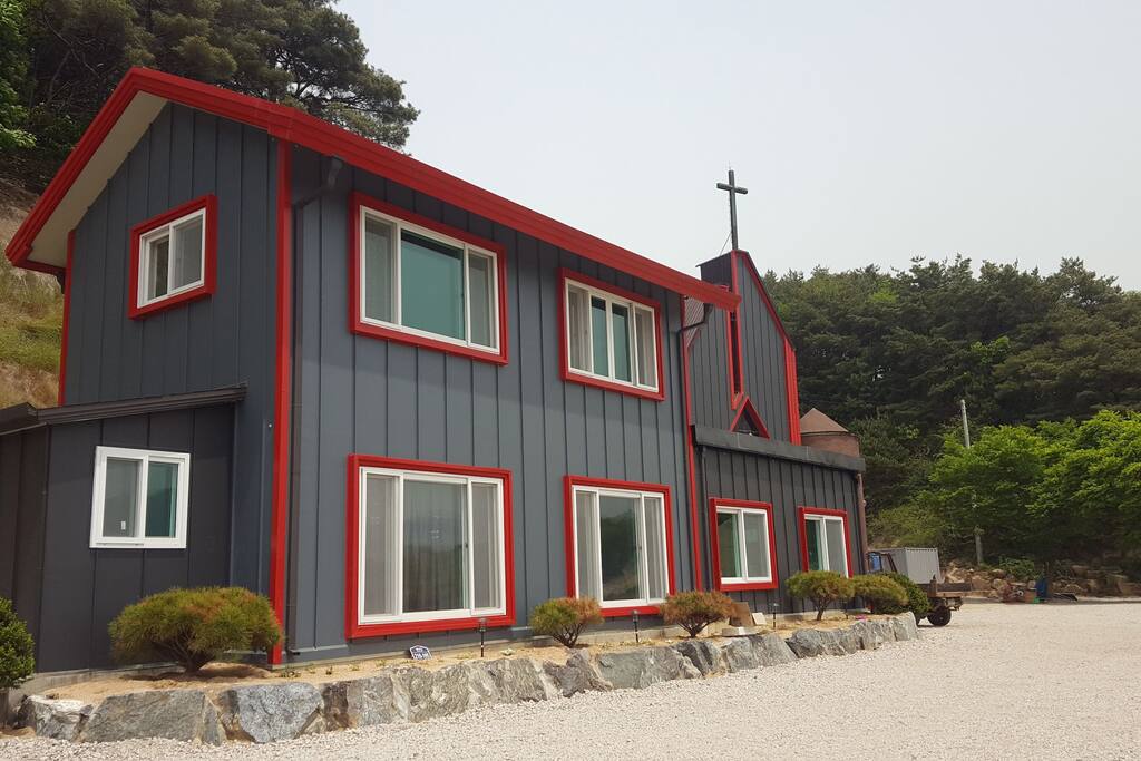 숙소는 2층입니다.