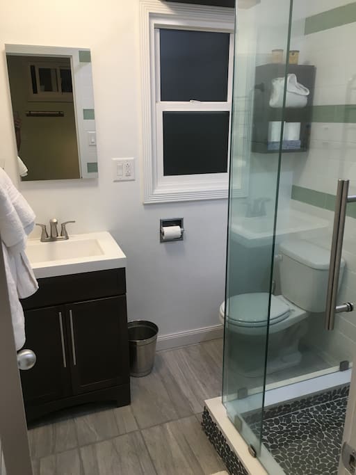 Brand new remodeled bathroom <3