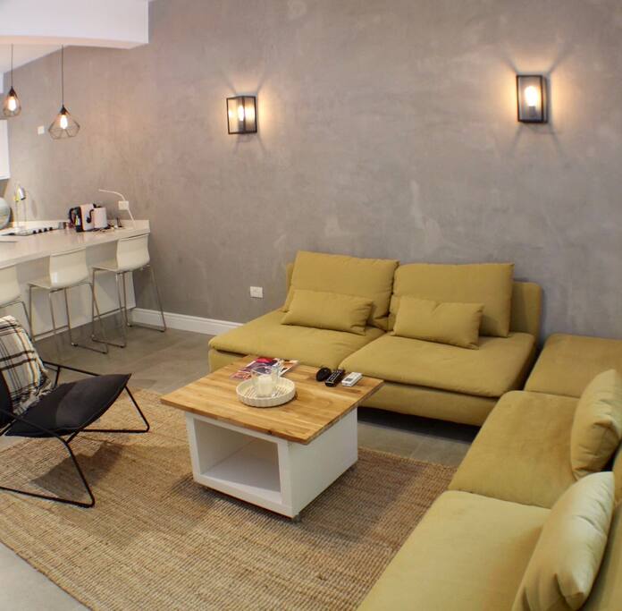 Spacious trendy living room