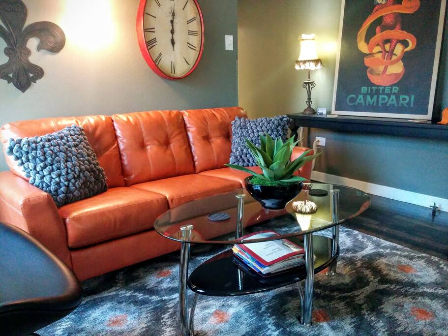 Nice Furnishings that are clean and fresh.