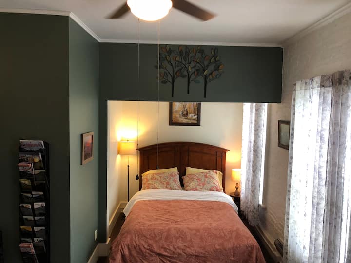 Seneca Lake Loft Guesthouses for Rent in Ovid, New York, United