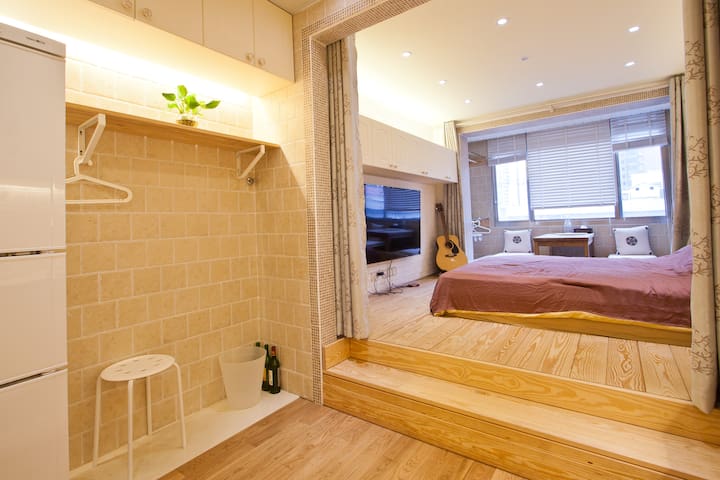 Xintiandi Newcozy Studio 新天地日月光田子坊