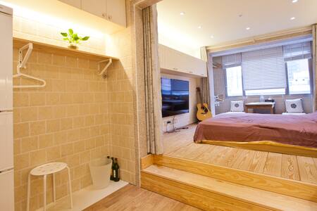 Xintiandi Newcozy Studio 新天地日月光田子坊