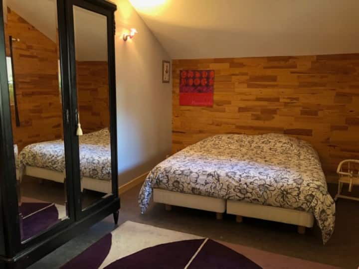 غرفة في الطابق الأرضي