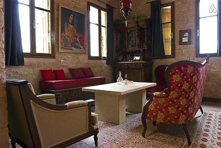 Riza 5 Bedroom Villa gallery image 3