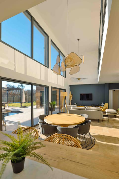 Premium villa in a green park