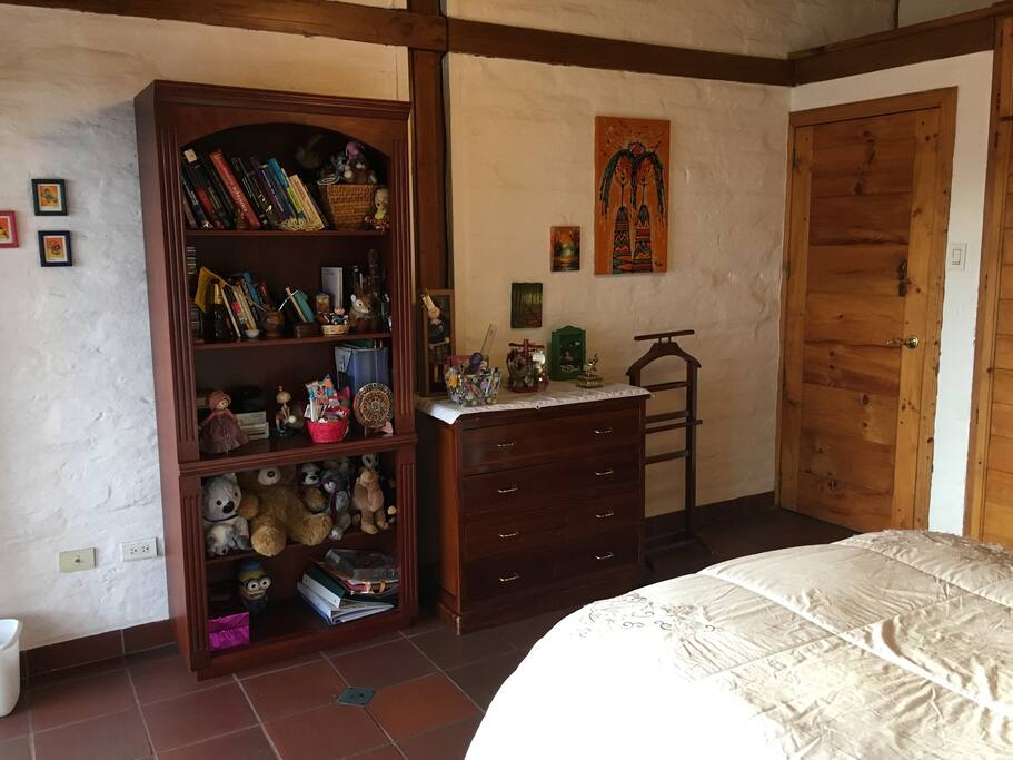 Dormitorio , vista anterior
