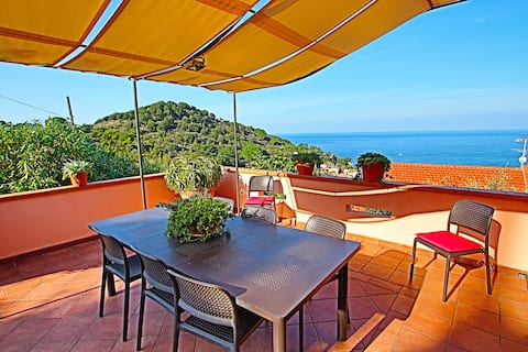 Magnificent sea view 5 minutes from the beach