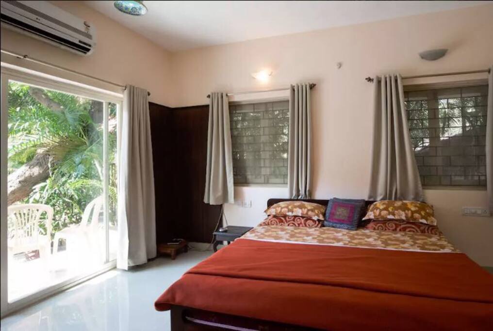 Open format bedroom with lot of natural light