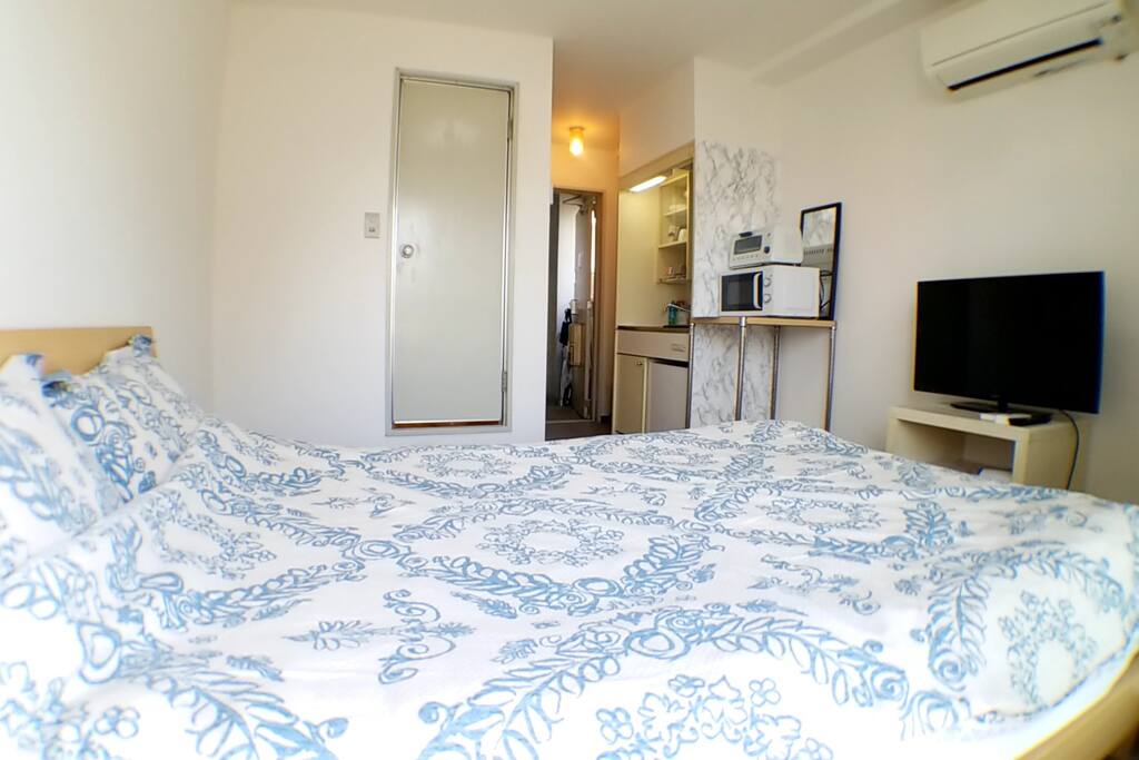 Double bed