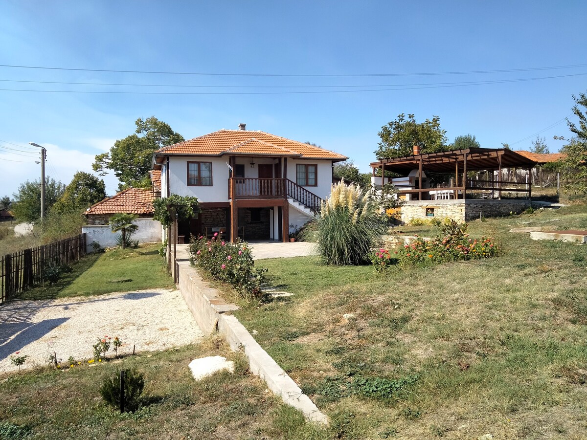 Lambuh Vacation Rentals & Homes - Haskovo Province, Bulgaria | Airbnb
