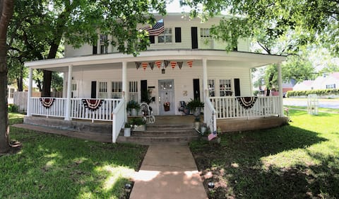Top performing Airbnb: Highland House in Abilene