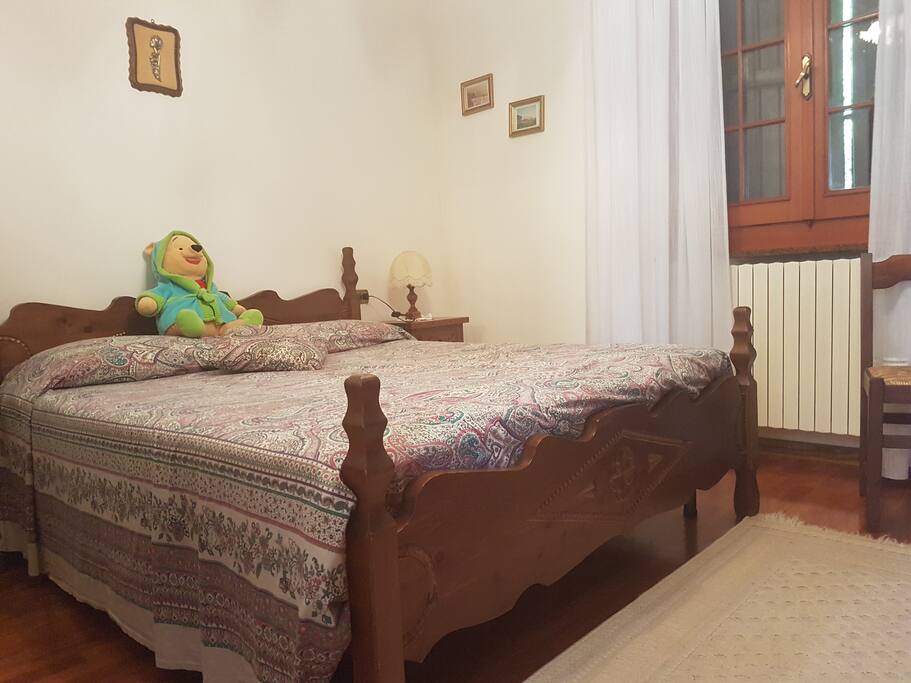 Schlafzimmer 1