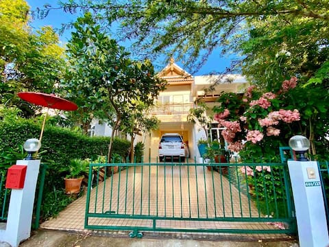 Modern Thai Style Garden Home